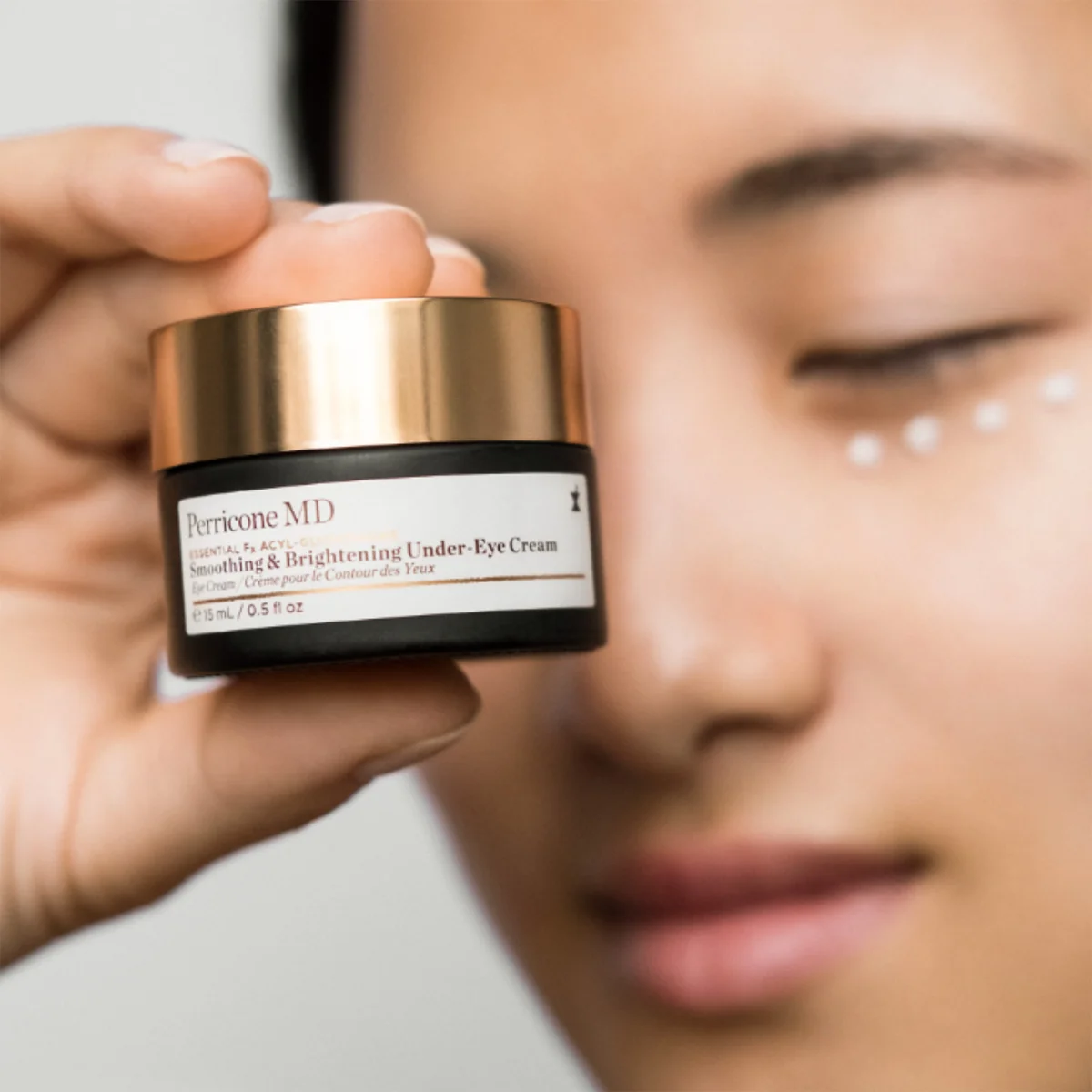 glutathione under eye cream Mary & May Tranexamic Acid & Set eye tone and reduce the look of fatigue Brighten and care for your